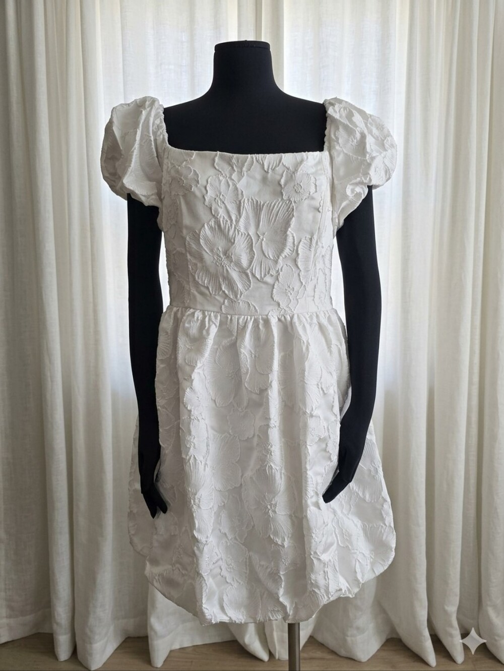 Astr White Jacquard Bubble Hem Mini Dress